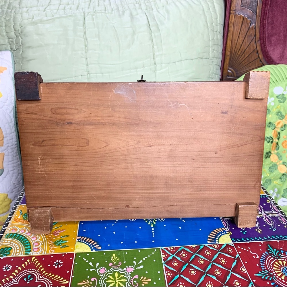 Cedar Mirrored Jewelry Box - Picture 7 of 11